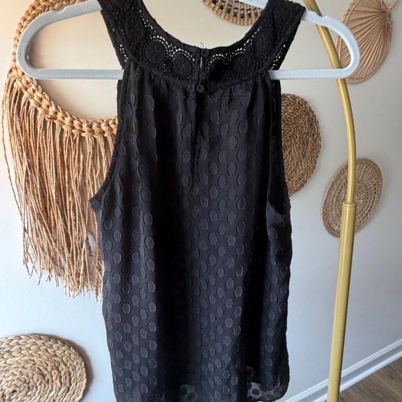 Top - Picture 2 of 3